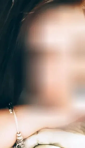 Katrin, 30