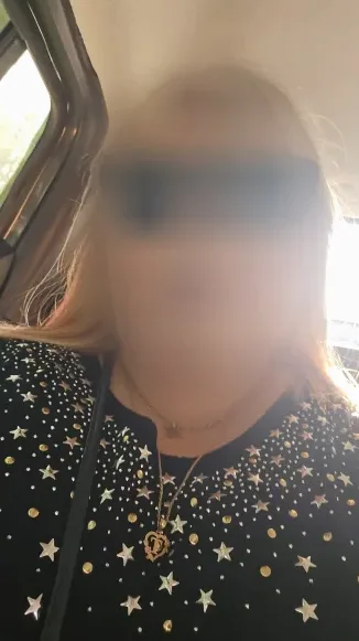 Lilly, 25