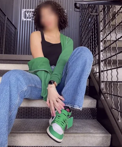 Linda, 20